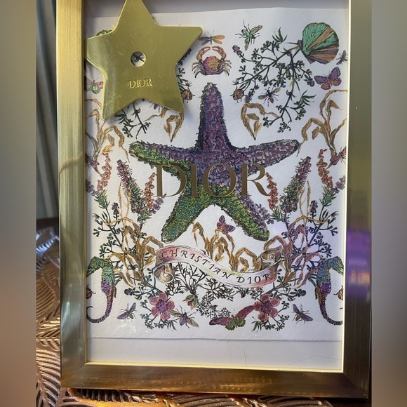 Beautiful framed authentic Dior paper gift bag, star charm & handmade bo… - Picture 13 of 15